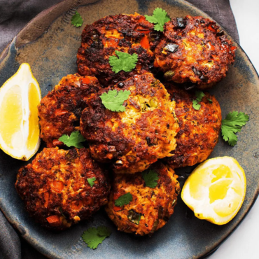 Simple-Salmon-Cake-Recipe_Hero